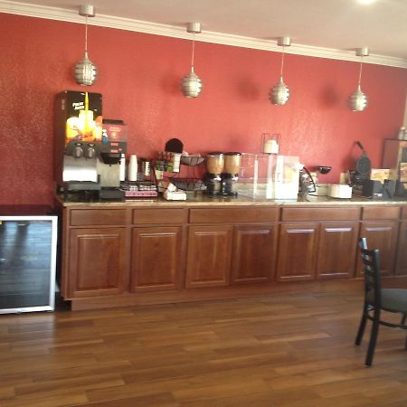 Copa Budget Inn Medicine Lodge Экстерьер фото